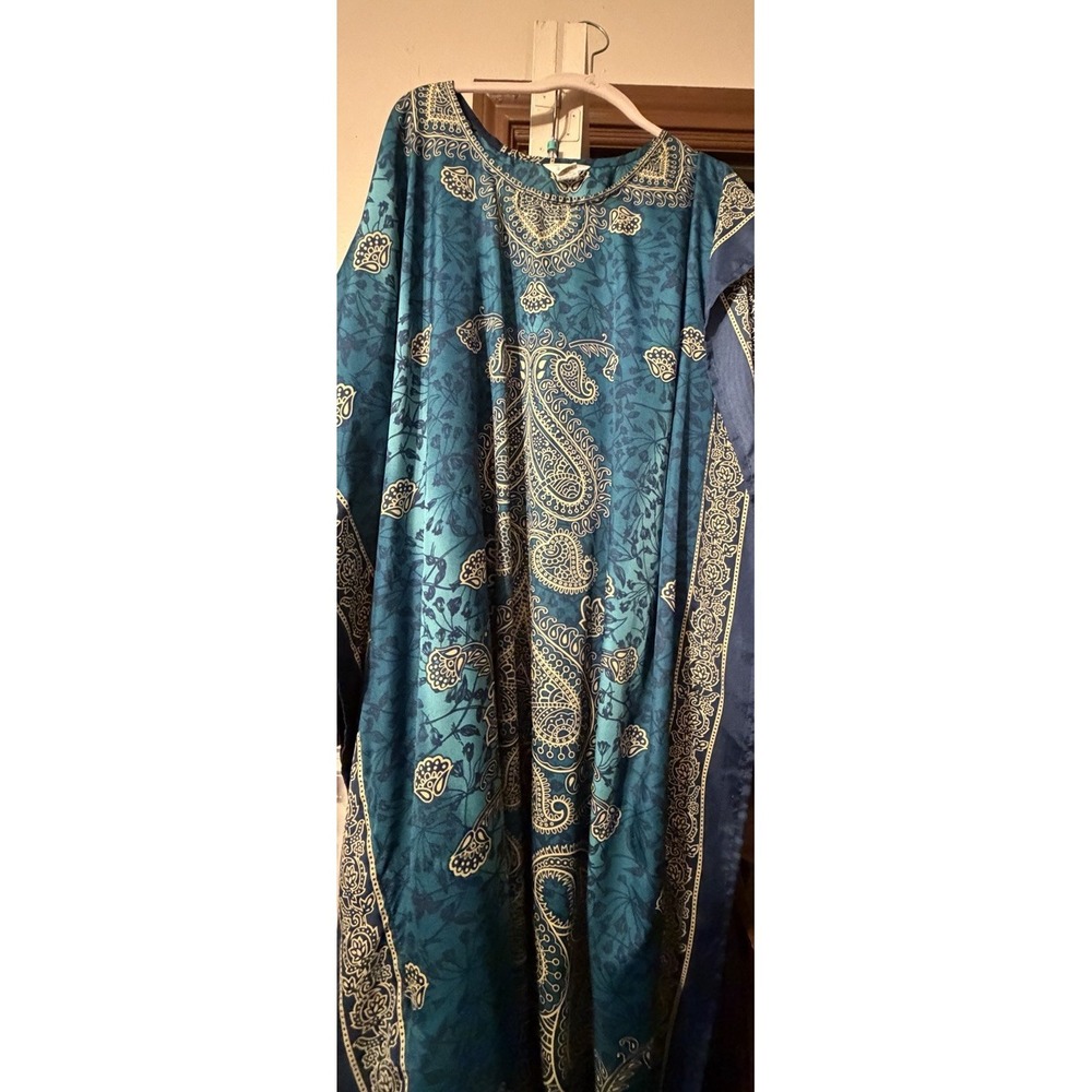 Gypsie Blu One-of-a-kind Bright  Caftan Pasley Print One Size Green Blues